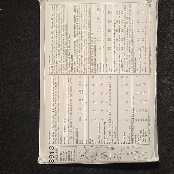 Simplicity: Sewing Pattern Uncut 8913 - Picture 2 of 3